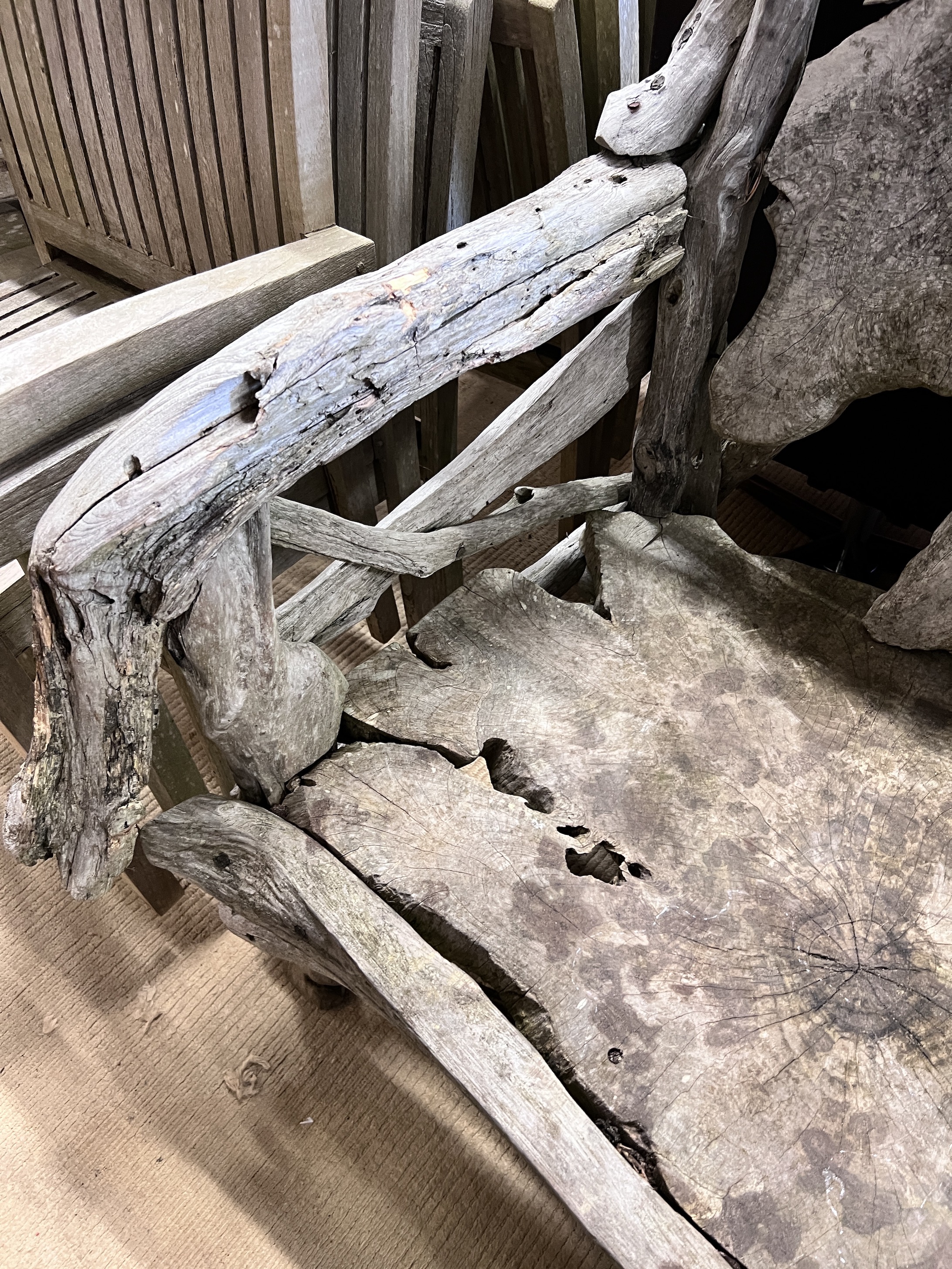 A large driftwood garden throne chair, width 95cm, height 134cm